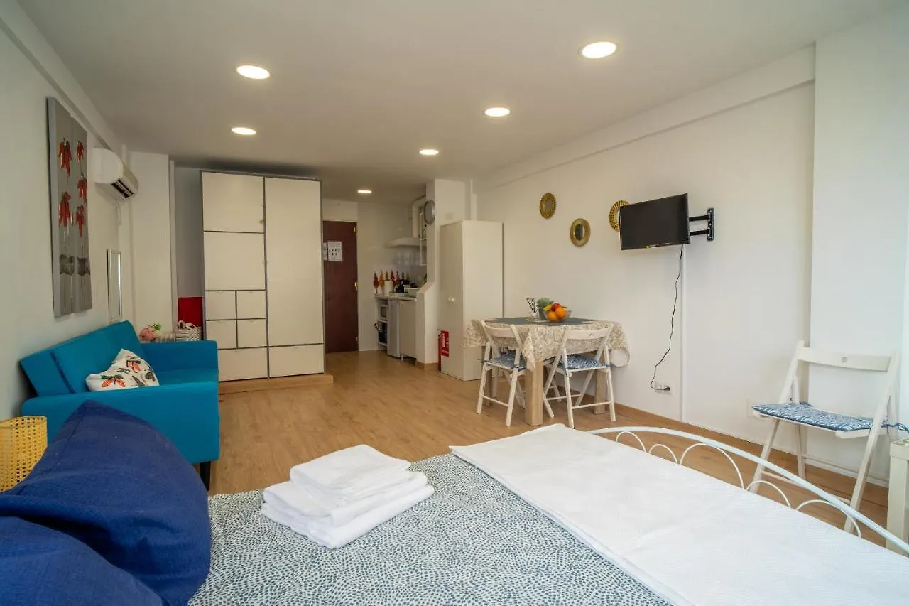 Daire Apt. P/3 10' From The Beach W/Wifi In Torremolinos