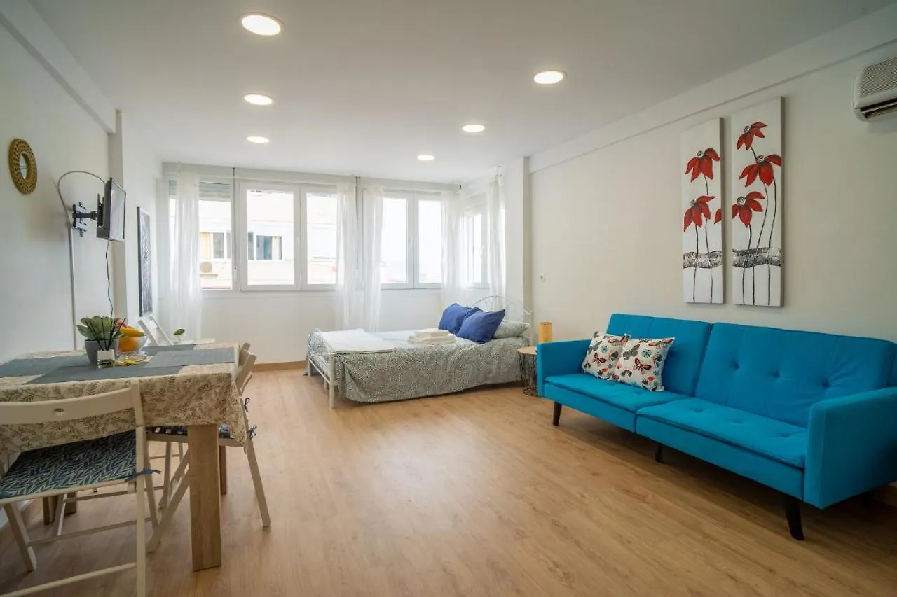 Apartment Apt. P/3 10' From The Beach W/Wifi In Torremolinos