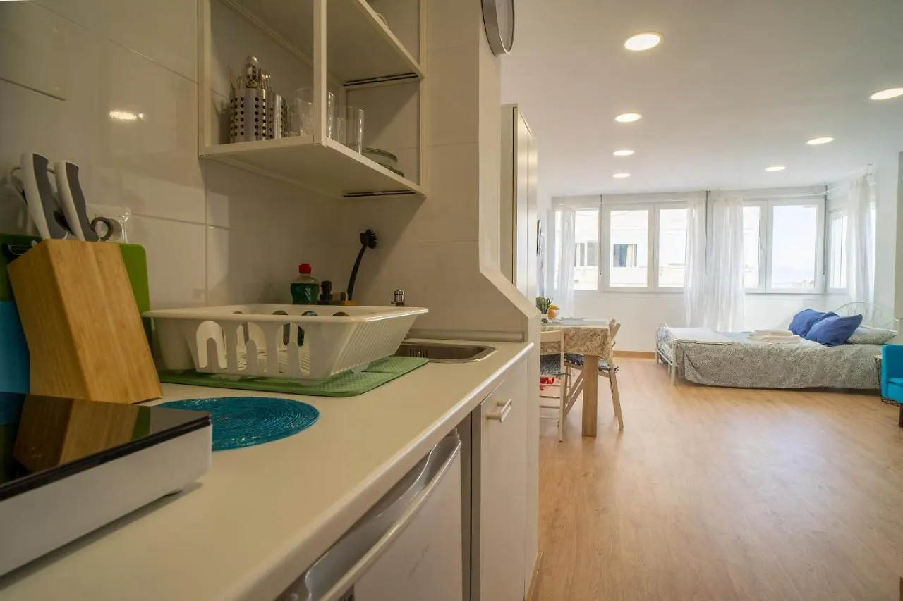 Apt. P/3 10' From The Beach W/Wifi In Torremolinos İspanya